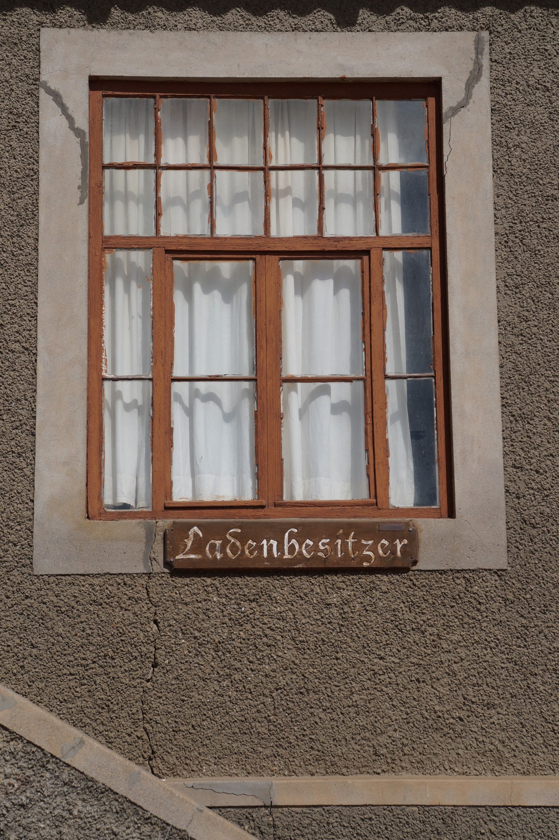 Click Image for next Picture